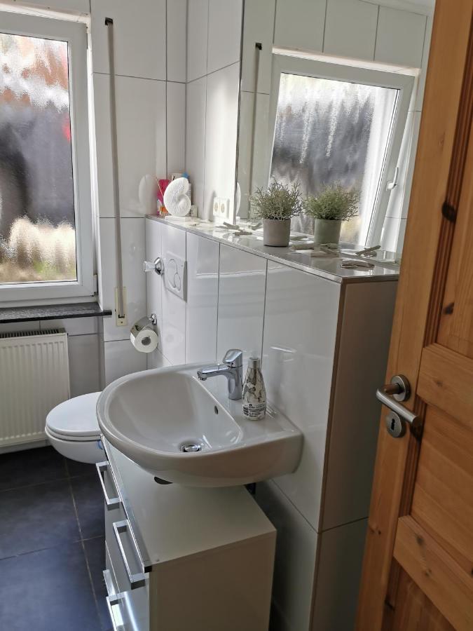 Gemuetliche 90 Qm Wohnung In Saarburg, Zentral Gelegen, Garten Mit Aussicht, Separater Eingang Exterior foto